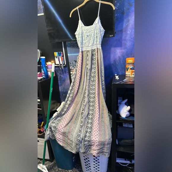 Vine and Valley Dress - Picture 3 of 8